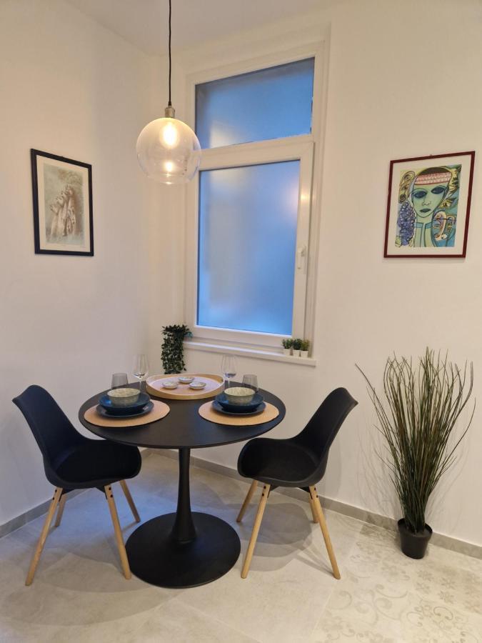 Citygem - Just Perfect For Two Apartment Pula Bagian luar foto